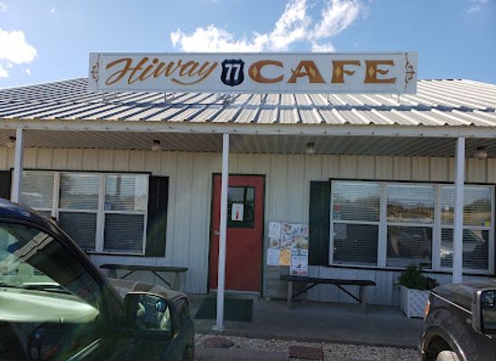 south-dakota/rosebud/restaurant/hwy-77-cafe