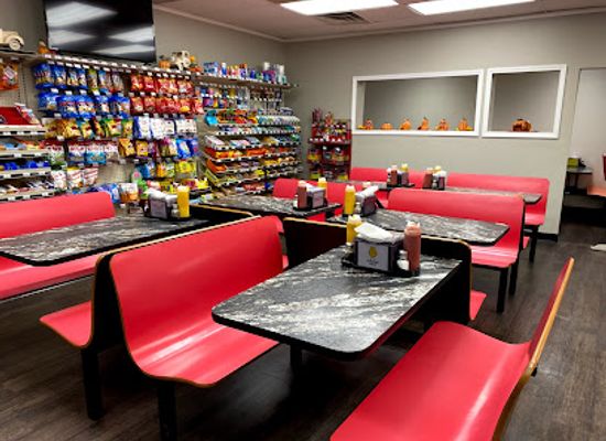 iowa/dutch-heritage-area/restaurant/iowa-s-best-burger-cafe
