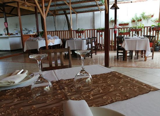 peru/madre-de-dios/restaurant/burgos-s