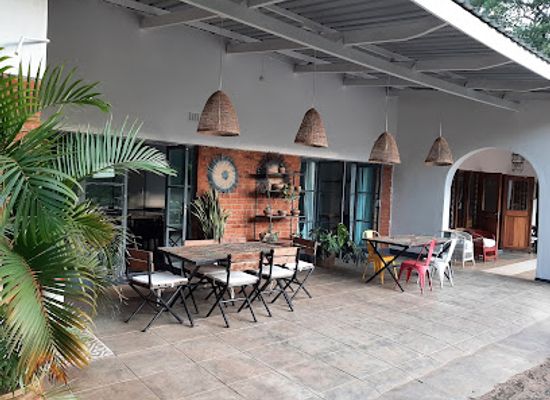 malawi/lilongwe-plain/restaurant/la-cantina