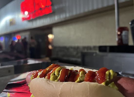 wyoming/laramie/restaurant/stray-dogs