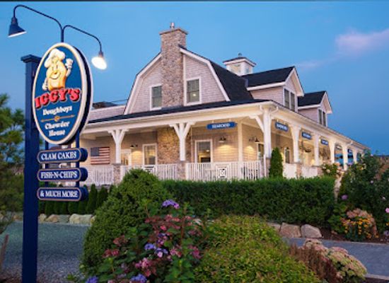 rhode-island/narragansett-bay/restaurant/iggy-s-doughboys-chowder-house