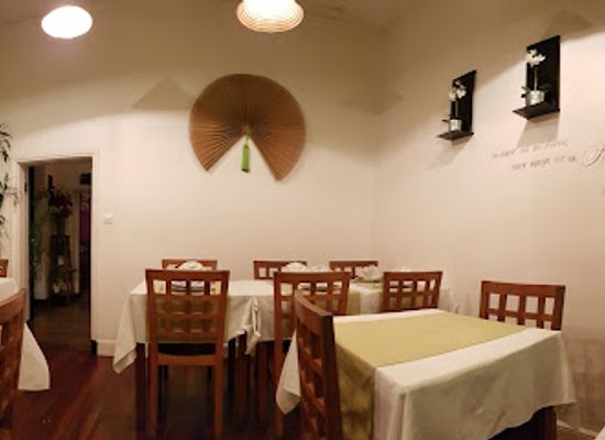 madagascar/mandrare-river/restaurant/fleuve-rouge-red-river
