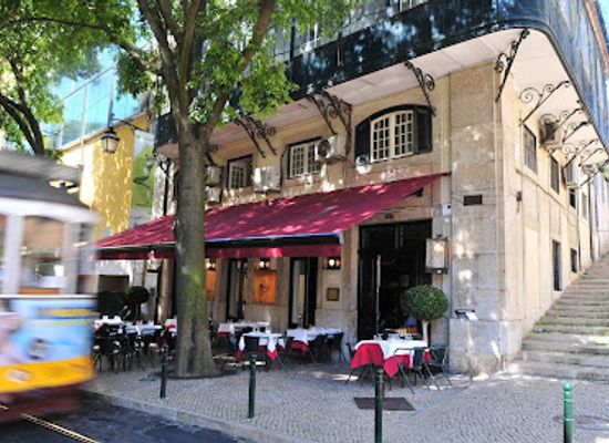 portugal/lisbon/chiado/restaurant/cafe-no-chiado