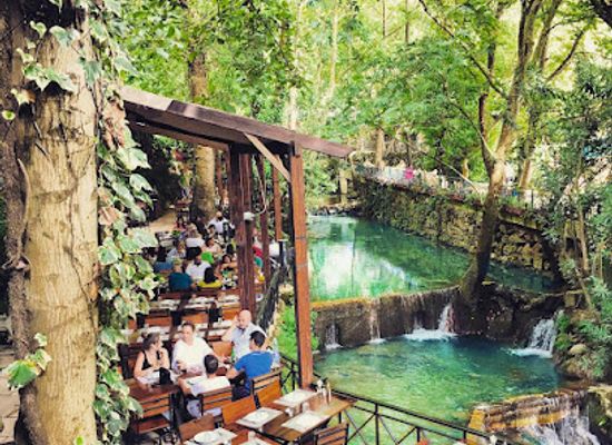 lebanon/chouf/restaurant/al-tahouneh-restaurant