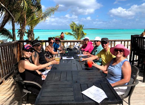 the-bahamas/exuma/restaurant/shoreline-beach-resort