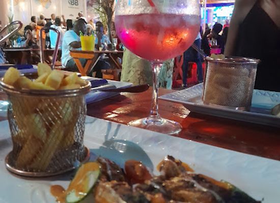 botswana/central-district/restaurant/the-vine-yard