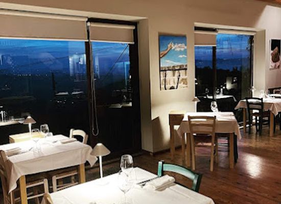 italy/roero/restaurant/osteria-il-cortile