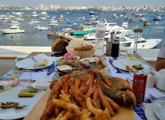 egypt/alexandria/anfoushi/restaurant/seaside