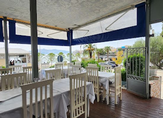 albania/saranda/restaurant/marini