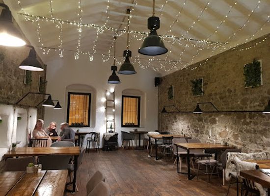 bulgaria/plovdiv-region/restaurant/fork-and-knife
