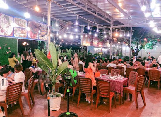 vietnam/da-nang/son-tra-district/restaurant/nha-hang-bien-rang