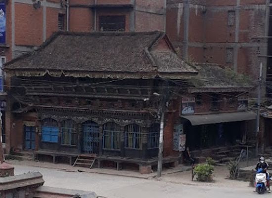 nepal/patan/restaurant/nuga-cafe