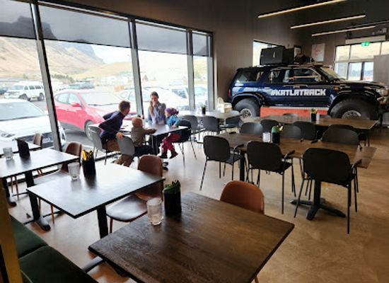 iceland/vík-í-mýrdal/restaurant/black-crust-pizzeria