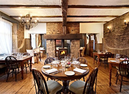 united-kingdom/kinross-shire/restaurant/coorie-inn-restaurant-rooms-crieff