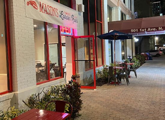 florida/st-petersburg/restaurant/mason-s-famous-lobster-rolls