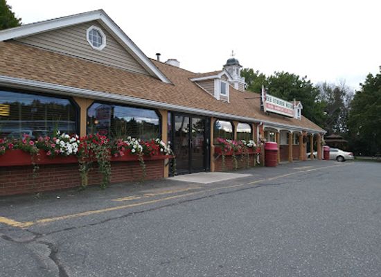 massachusetts/hampden-county/restaurant/summer-house