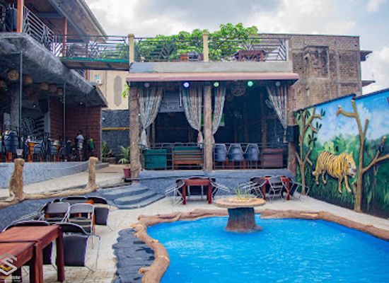 cameroon/grassfield-region/restaurant/garden-state-restaurant-and-lounge