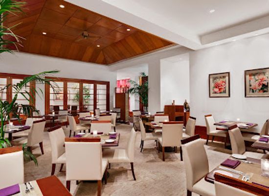 guam/tamuning/tumon/restaurant/roy-s-restaurant