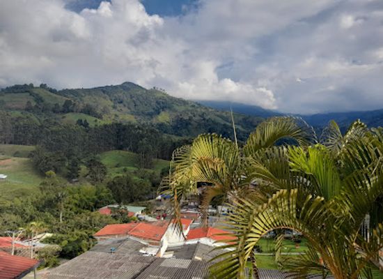 colombia/cocora-valley/restaurant/casa-willys