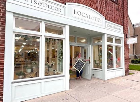 vermont/bennington/restaurant/the-local