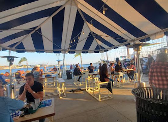 connecticut/new-london-county/restaurant/city-dock-restaurant-oyster-bar