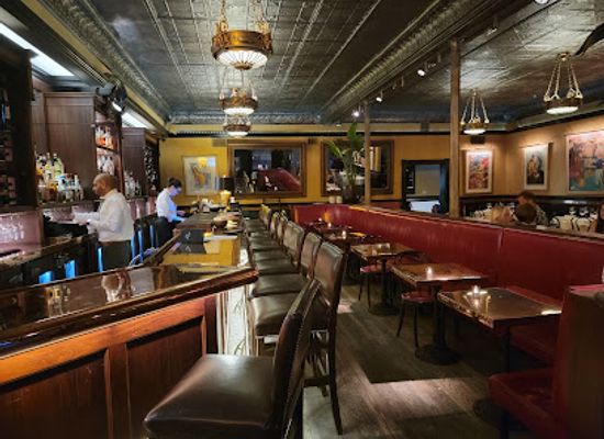 ohio/central-ohio/restaurant/lindey-s