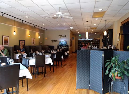 virginia/roanoke-valley/restaurant/rockfish-food-and-wine