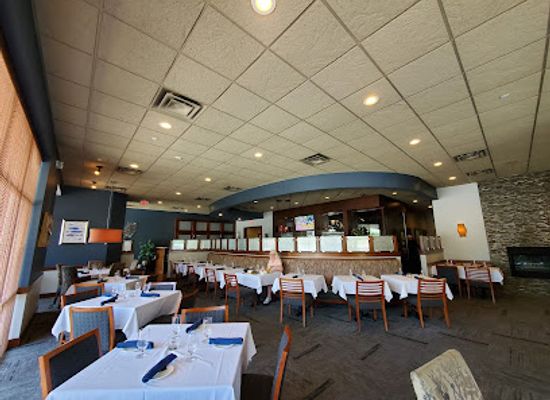 virginia/williamsburg/restaurant/waypoint-seafood-grill