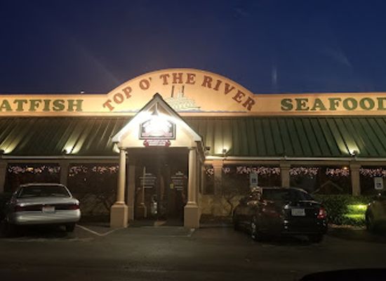 alabama/river-region/restaurant/top-o-the-river