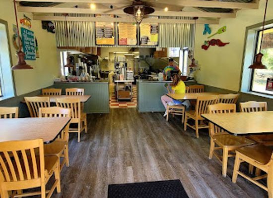 florida/suwannee-river/restaurant/chompers-diner