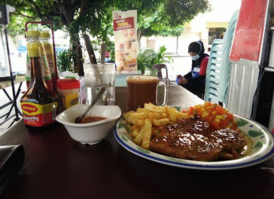 malaysia/kota-kinabalu/restaurant/pete-s-corner