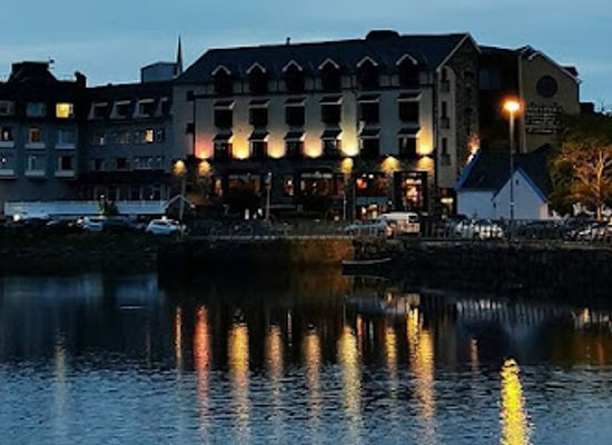 ireland/donegal-bay/restaurant/doms-pier-1