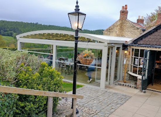 united-kingdom/yorkshire-and-the-humber/restaurant/the-stone-trough-inn