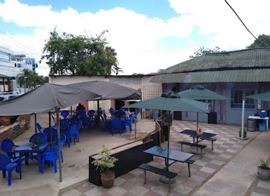 malawi/shire-highlands/restaurant/a-a-restaurant