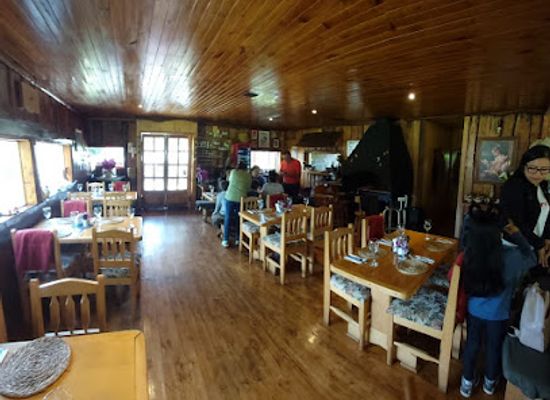 chile/chiloe-archipelago/restaurant/restaurant-chancho-en-piedra