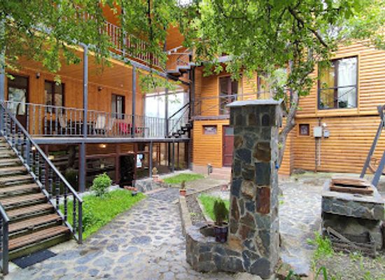 georgia/svaneti/restaurant/nino-ratiani-s-guesthouse