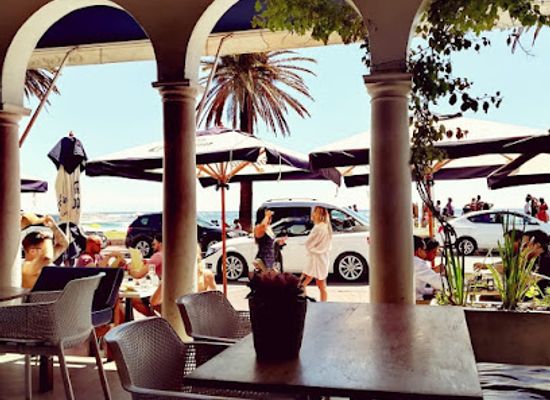 south-africa/cape-town/camps-bay/restaurant/cafe-caprice