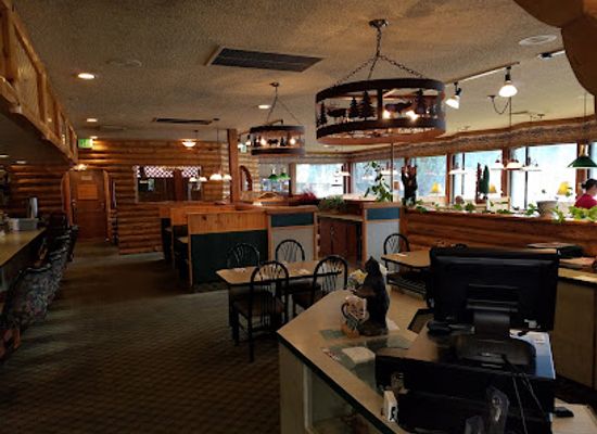 montana/the-cabinet-mountains/restaurant/4bs-antlers-libby