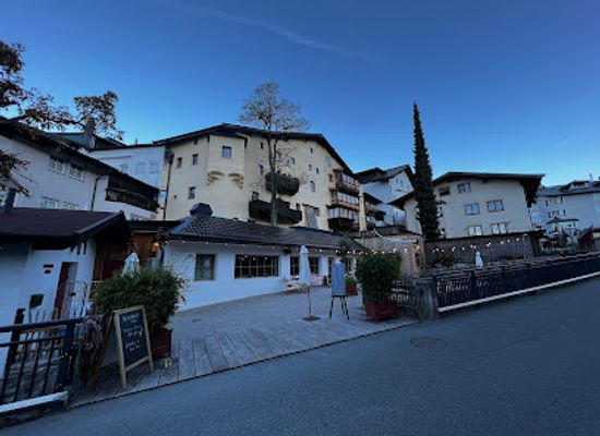 austria/kitzbuhel-alps/restaurant/hutschpferd-palais