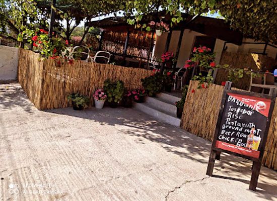 albania/chameria/restaurant/gatime-tradicionale-ami-krisa