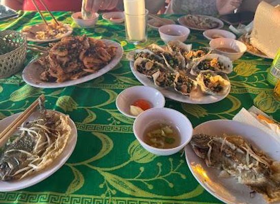 vietnam/hue/restaurant/dam-chuon-hoi-quan