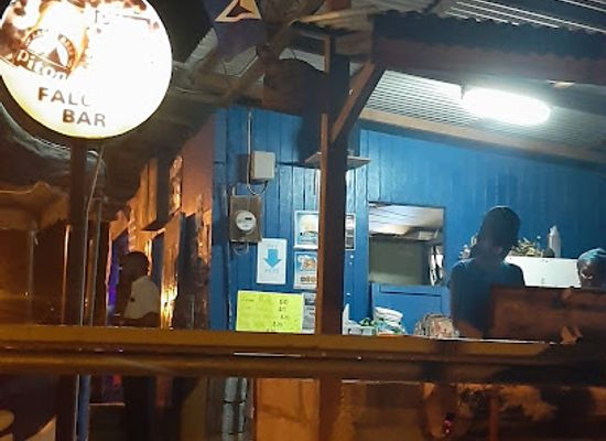 saint-lucia/dennery-quarter/restaurant/falco-s-place