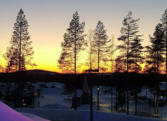 finland/lapland/restaurant/snowman-world