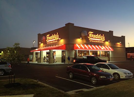 missouri/sedalia/restaurant/freddy-s-frozen-custard-steakburgers