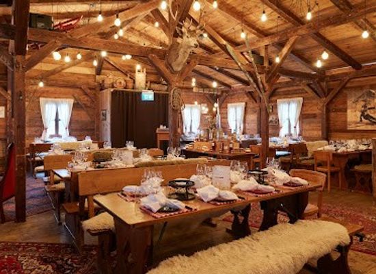 switzerland/zug/restaurant/fondue-chalet-zug