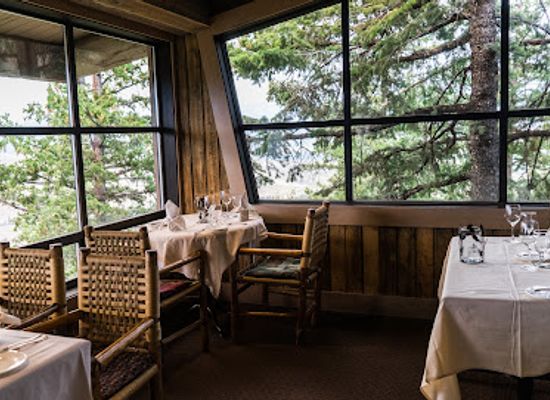 washington/the-methow-valley/restaurant/the-dining-room-at-sun-mountain-lodge