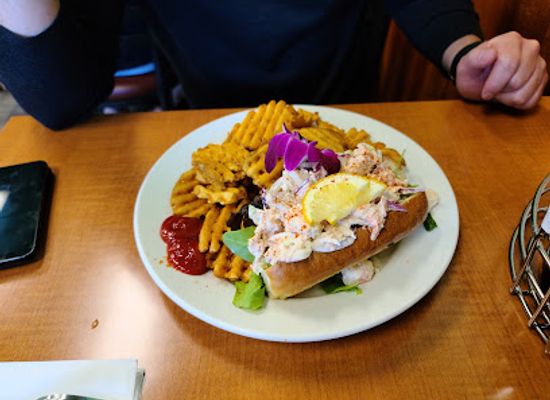 marshall-islands/aur/restaurant/uncle-s-chicken