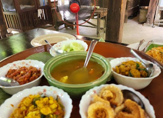 thailand/lanna/restaurant/chiang-mai-home-host-by-raunkaew-yanon-family