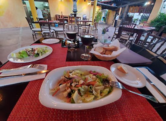 mexico/costa-grande/restaurant/sabrina-is-la-vita-e-bella-ixtapa